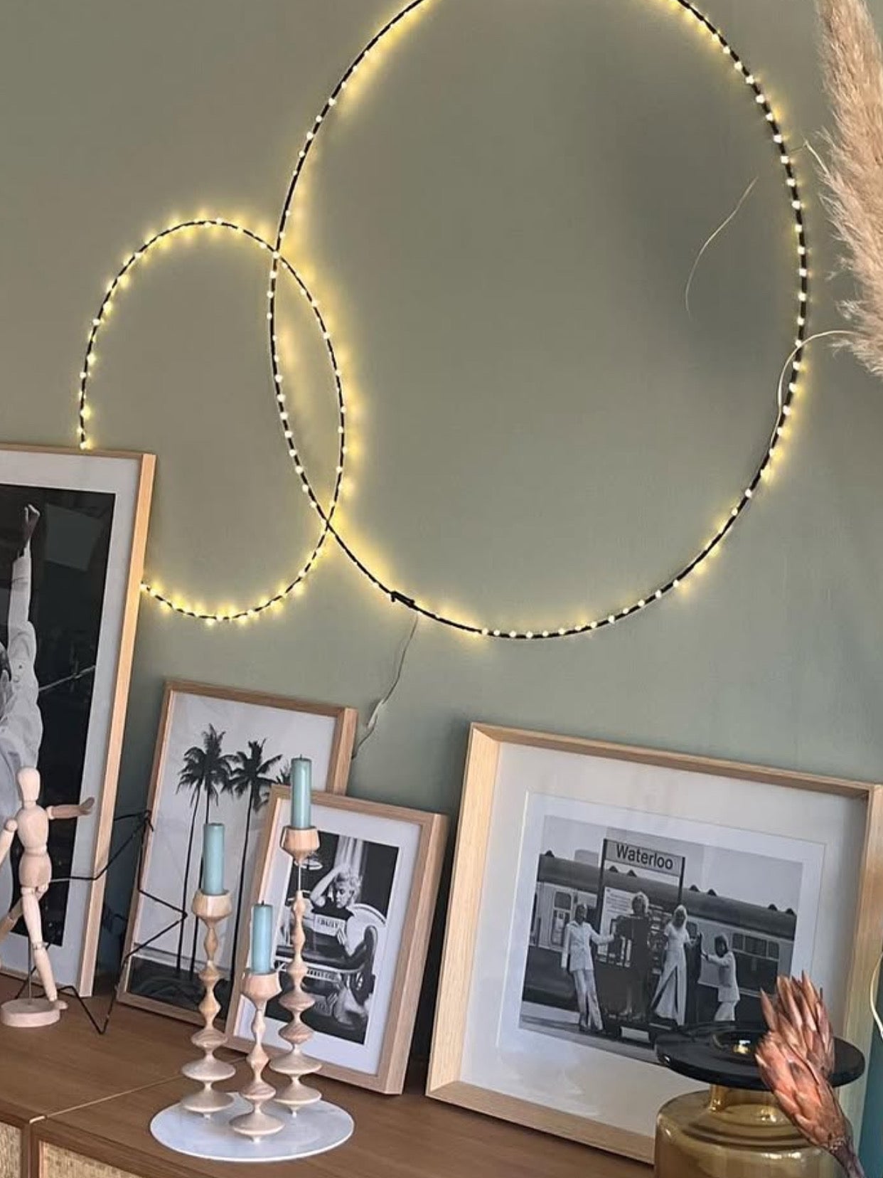 Cercle lumineux noir