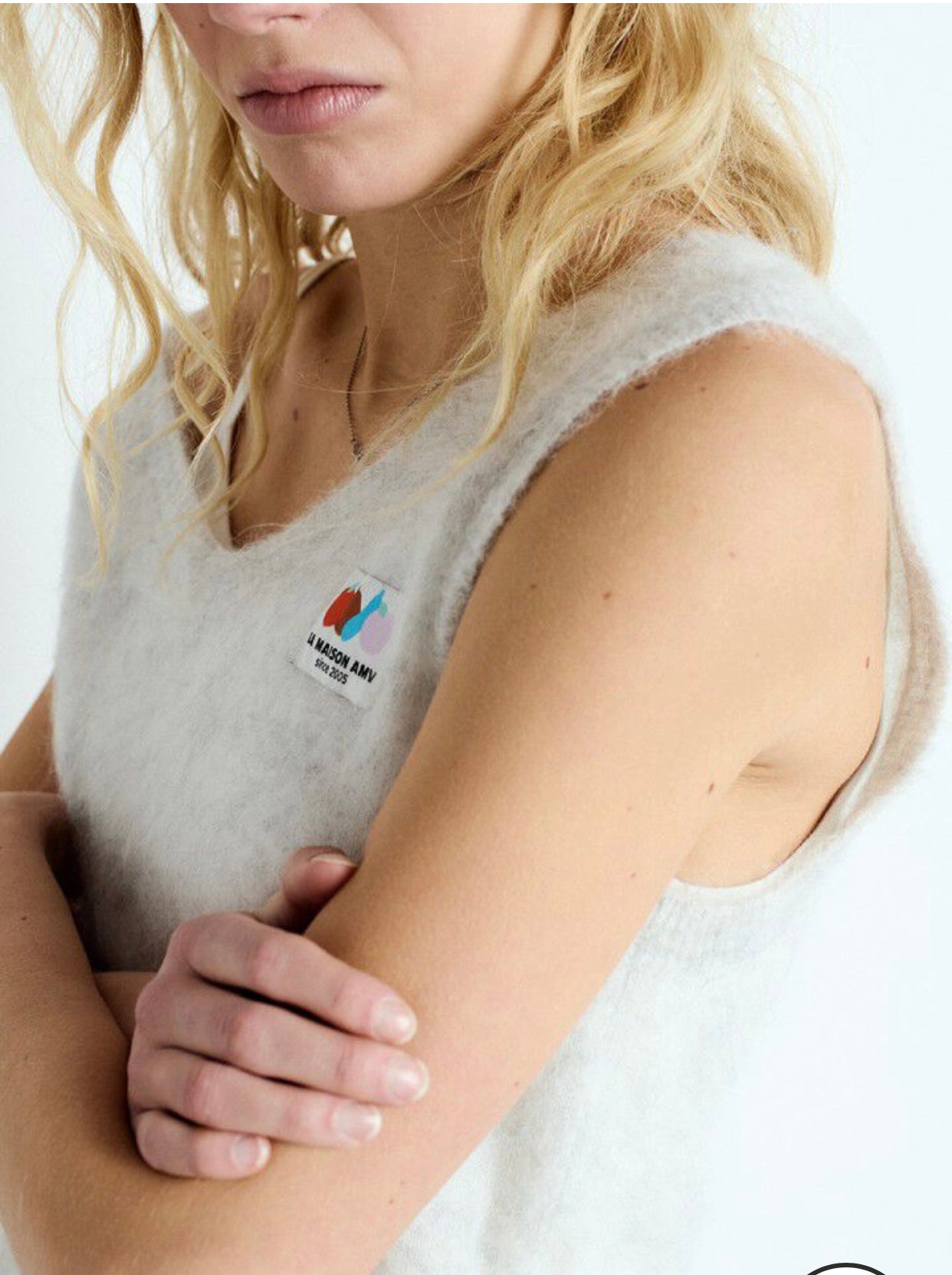 Pull sans manche Nenbay