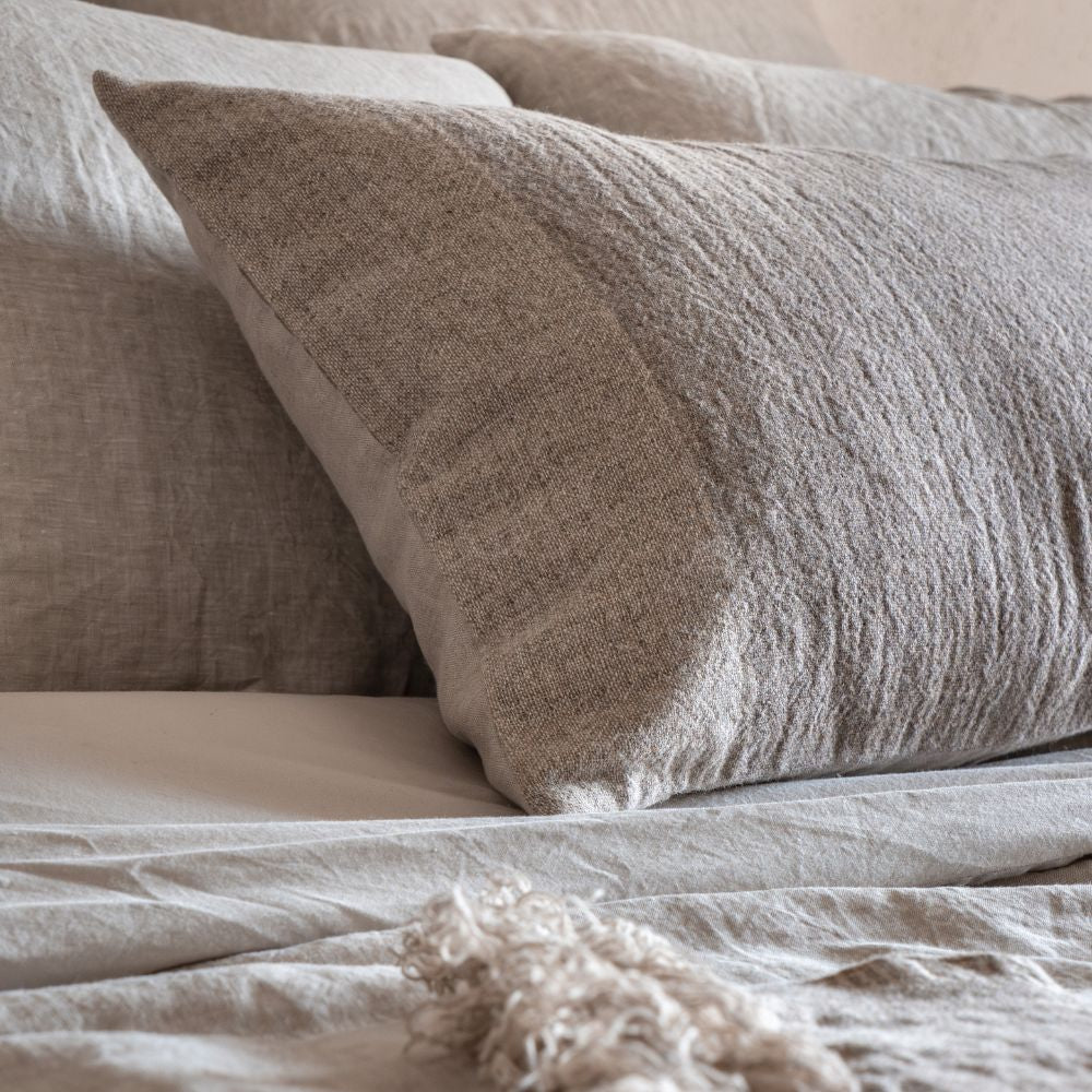 Coussin en laine et coton 40x60cm
PAOLINA Marmotte